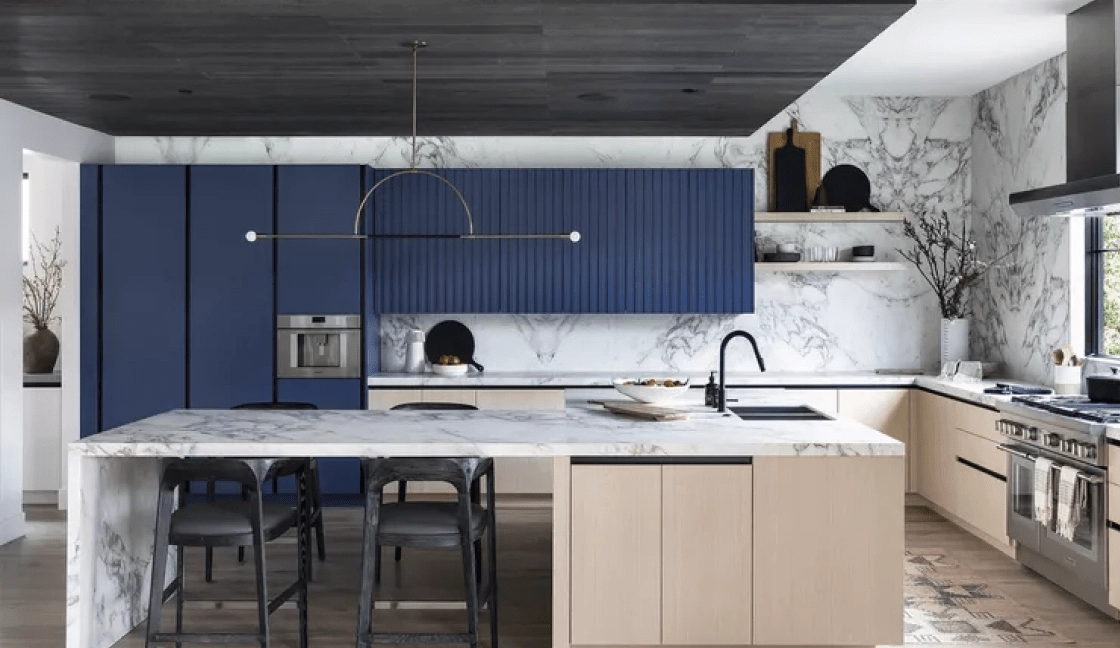 آشپزخانه آبی و سفید معاصر